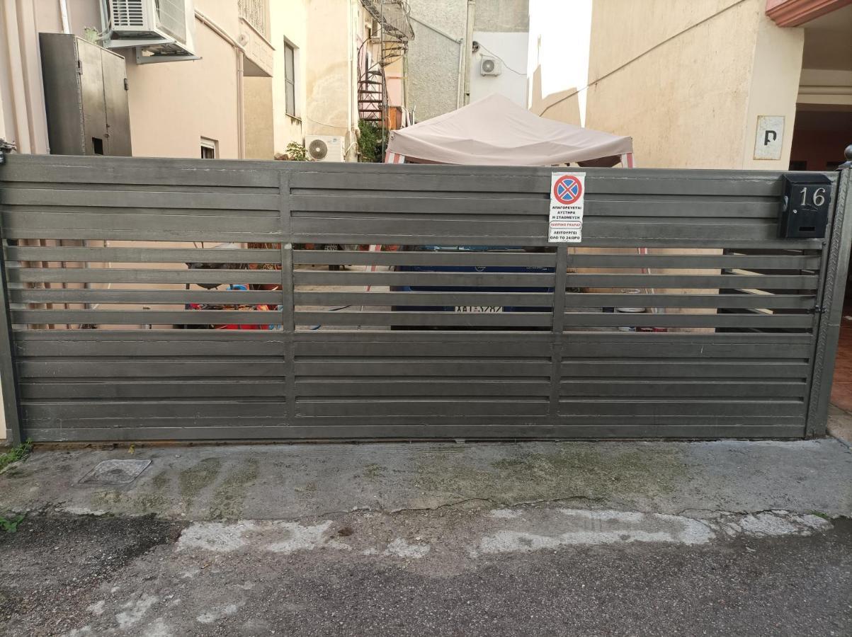 Εirene Room Chalkís Exterior foto